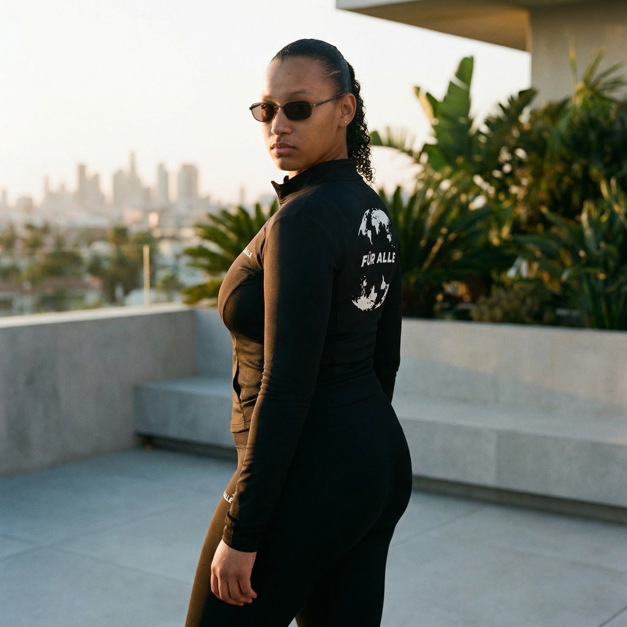 Frouen Athletic Suit